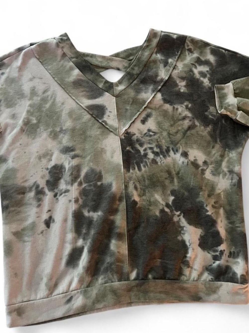 Sweatshirt Project- Relaxed V-Neck Tie-Dye Sweater Top in Olive Green and Brown-